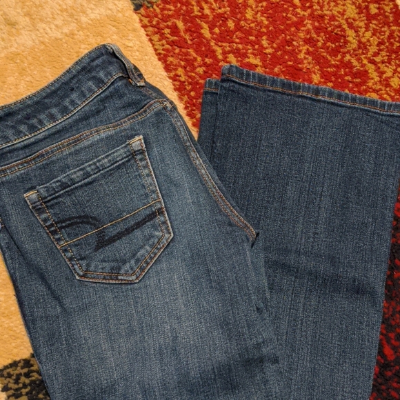 AE Favorite Boyfriend Jeans